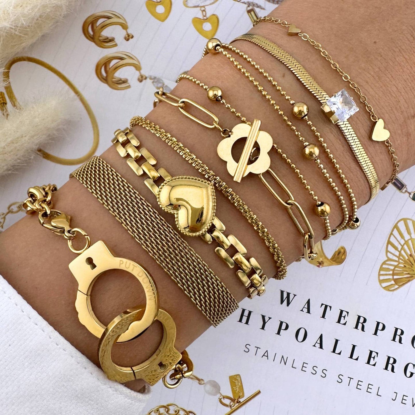 DAINTY Bracelet